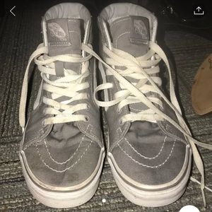 Good condition women’s size 8 hightop grey vans